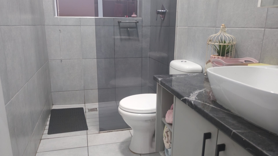 3 Bedroom Property for Sale in Hartenbos Heuwels Western Cape